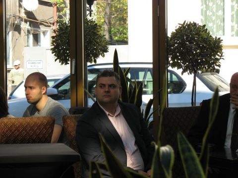 Четвърта родова среща